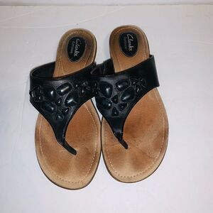 Black Clarks Artisan sandals size 8.5